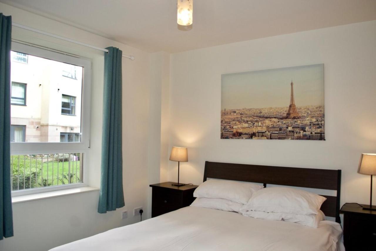 Modern 2 Bedroom City Centre Flat EDI Exterior photo