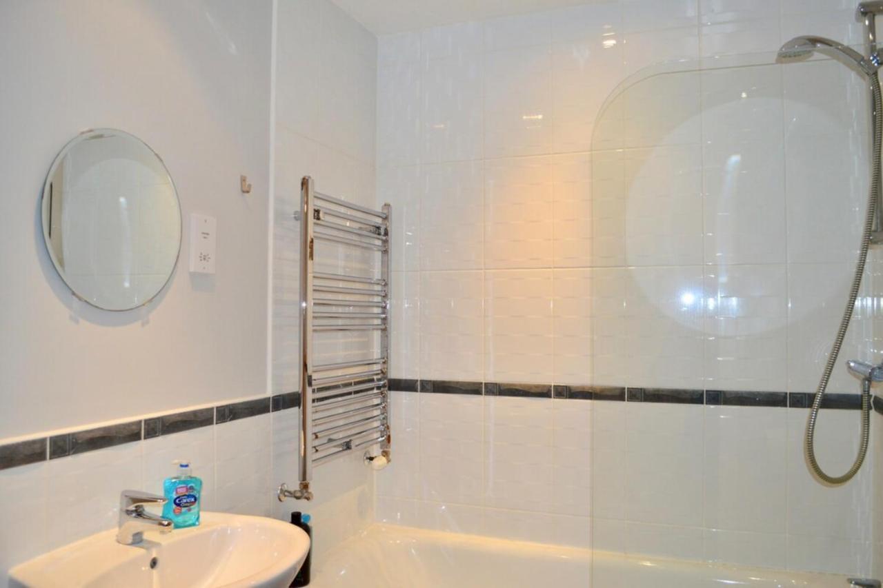 Modern 2 Bedroom City Centre Flat EDI Exterior photo